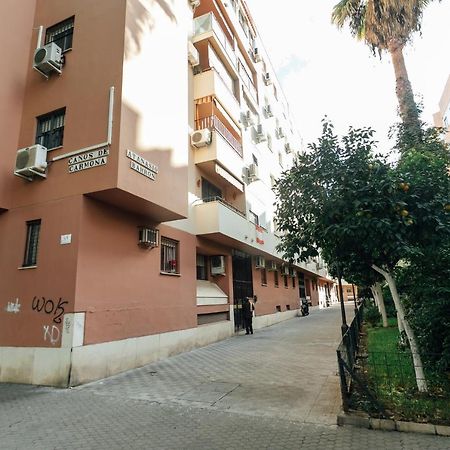 Alohamundi Florida Apartment Sevilla Bagian luar foto