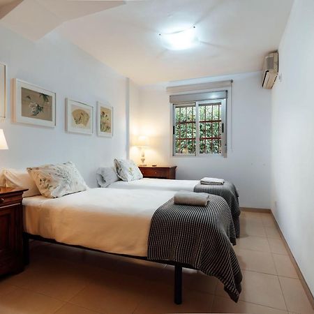 Alohamundi Florida Apartment Sevilla Bagian luar foto