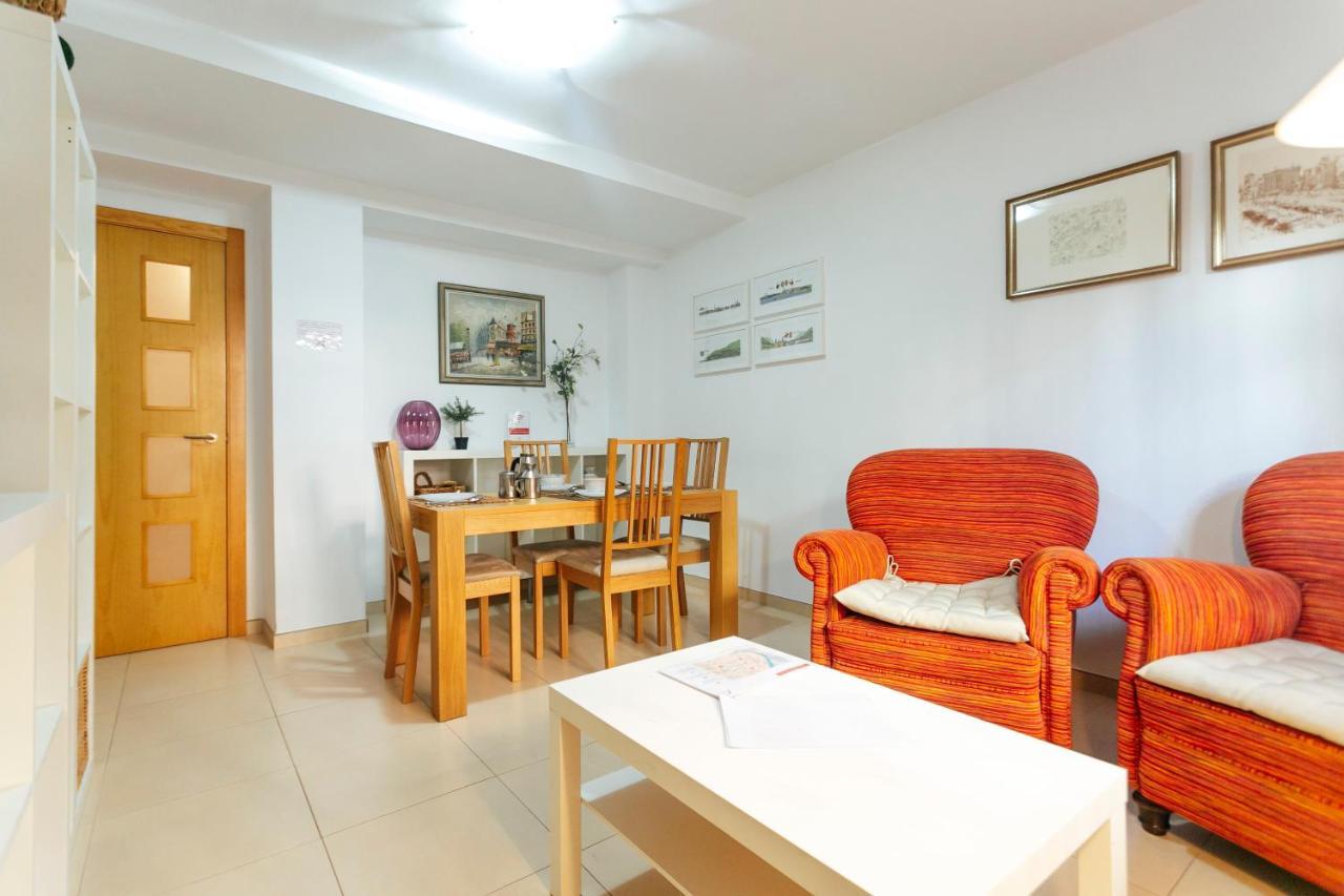 Alohamundi Florida Apartment Sevilla Bagian luar foto