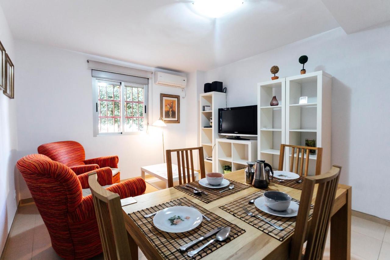 Alohamundi Florida Apartment Sevilla Bagian luar foto